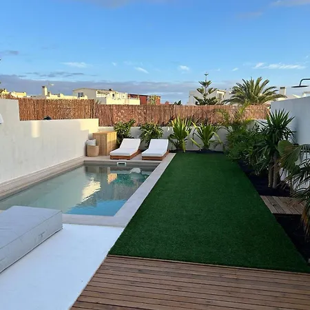 빌라 Casa Damar With Sea View & Heated Pool