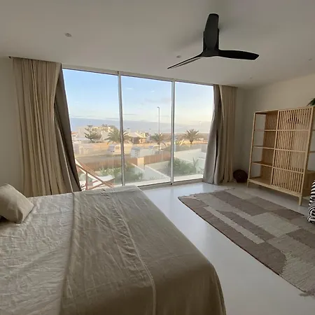 Casa Damar With Sea View & Heated Pool