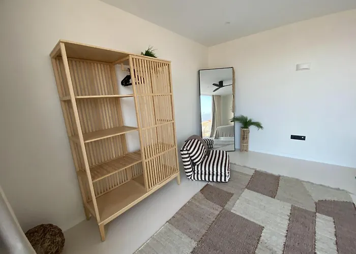 Casa Damar With Sea View & Heated Pool