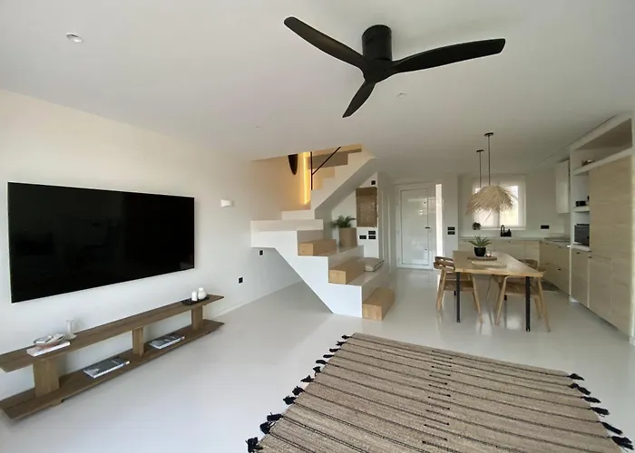 Casa Damar With Sea View & Heated Pool Villa