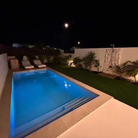 Casa Damar With Sea View & Heated Pool * Corralejo