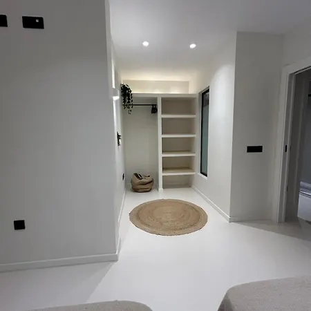 Casa Damar With Sea View & Heated Pool Villa