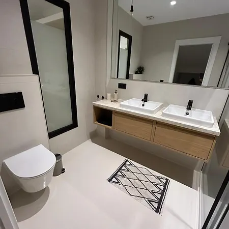 Villa Casa Damar With Sea View & Heated Pool