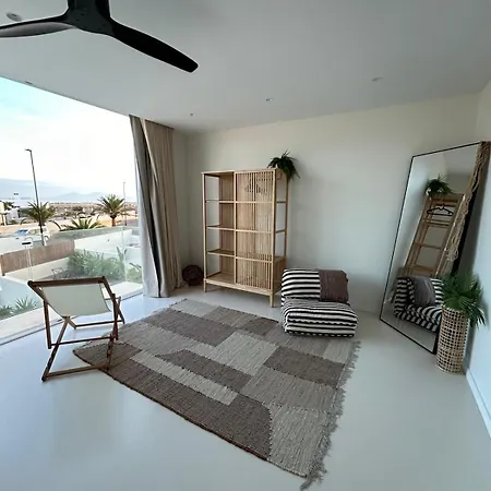 Casa Damar With Sea View & Heated Pool