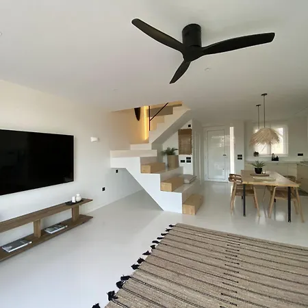 Casa Damar With Sea View & Heated Pool Villa