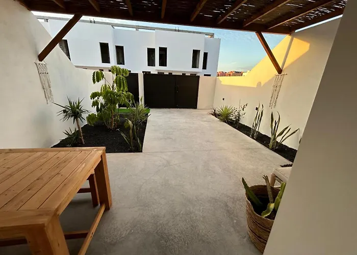 Casa Damar With Sea View & Heated Pool Villa