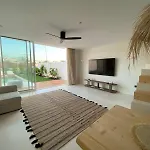 Casa Damar With Sea View & Heated Pool Villa *